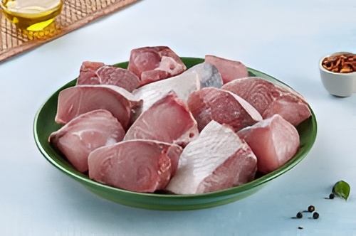 Marine Milk Fish / Salmon Indian/ Poomeen Medium (1kg) - Image 2